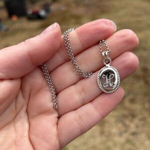 Southwestern style sterling silver Monogram 'H' Initial Charm